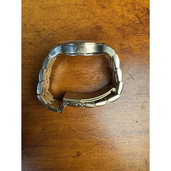 Fossil Woman's Gold-Tone BQ1757 Watch Mother of Pearl Dial Stainless Steel Roman - Picture 6 of 16